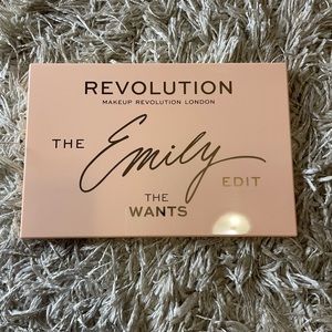 Makeup Revolution x The Emily Edit - The Wants Palette